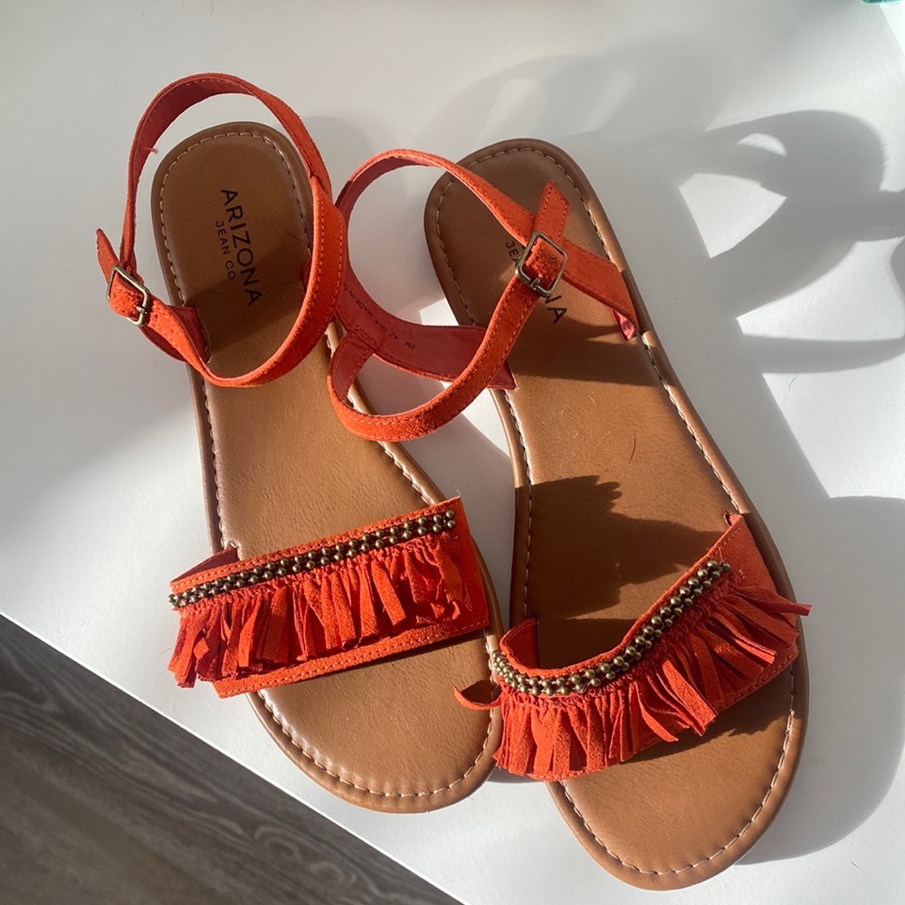 Arizona Sandals size 8